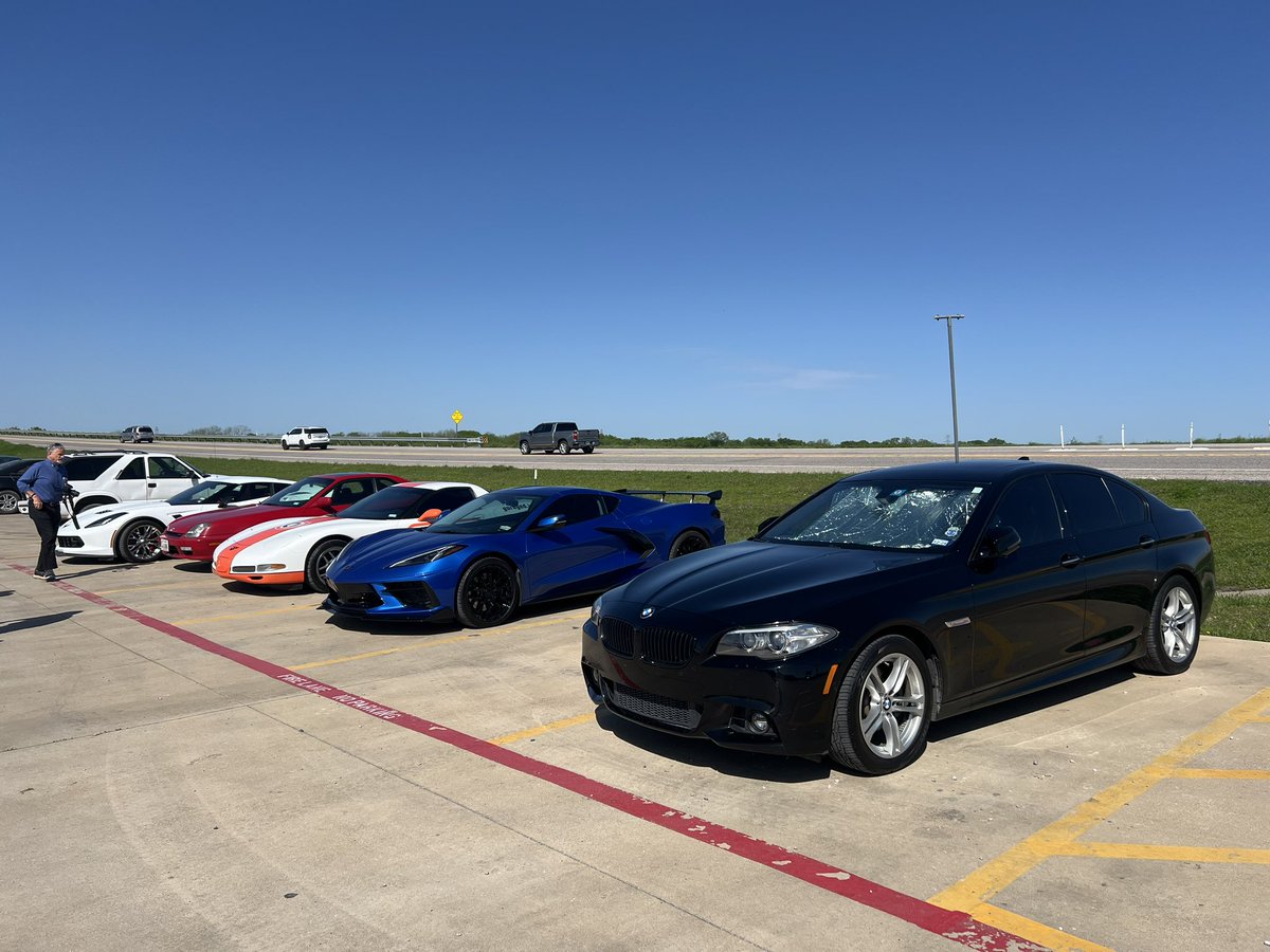 TheGaragedGuy's tweet photo. Had a great time crossing with NTX Car Club this morning in the @garaged.io Corvette! Beautiful weather and some great food at The Rock Yard! #GaragedCommunity #Cruising #Corvette #CarClub https://t.co/FbyISy1c24
