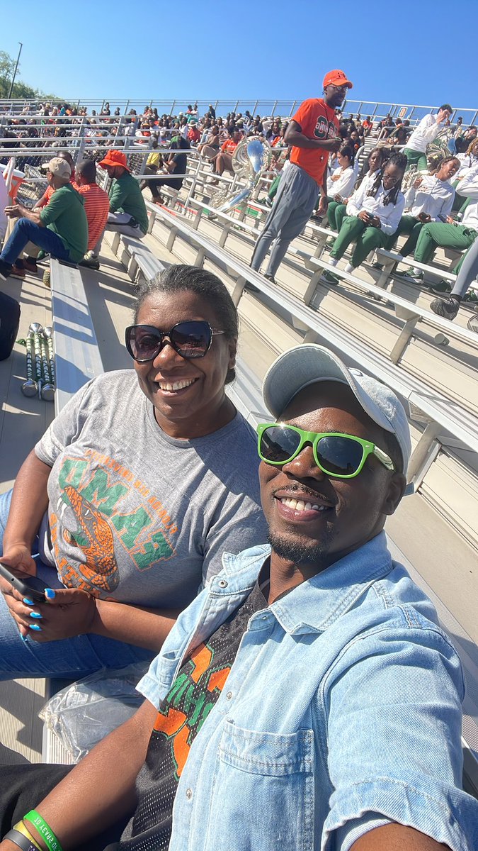 JerseyKid07's tweet photo. LETS GO RATTLUHS 🧡💚 #Bragglive Famu Spring game 2024 https://t.co/W6AZWhXMjX