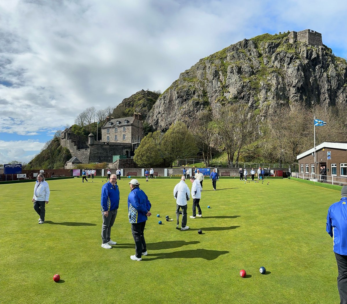 Rock Bowling Club tweet media