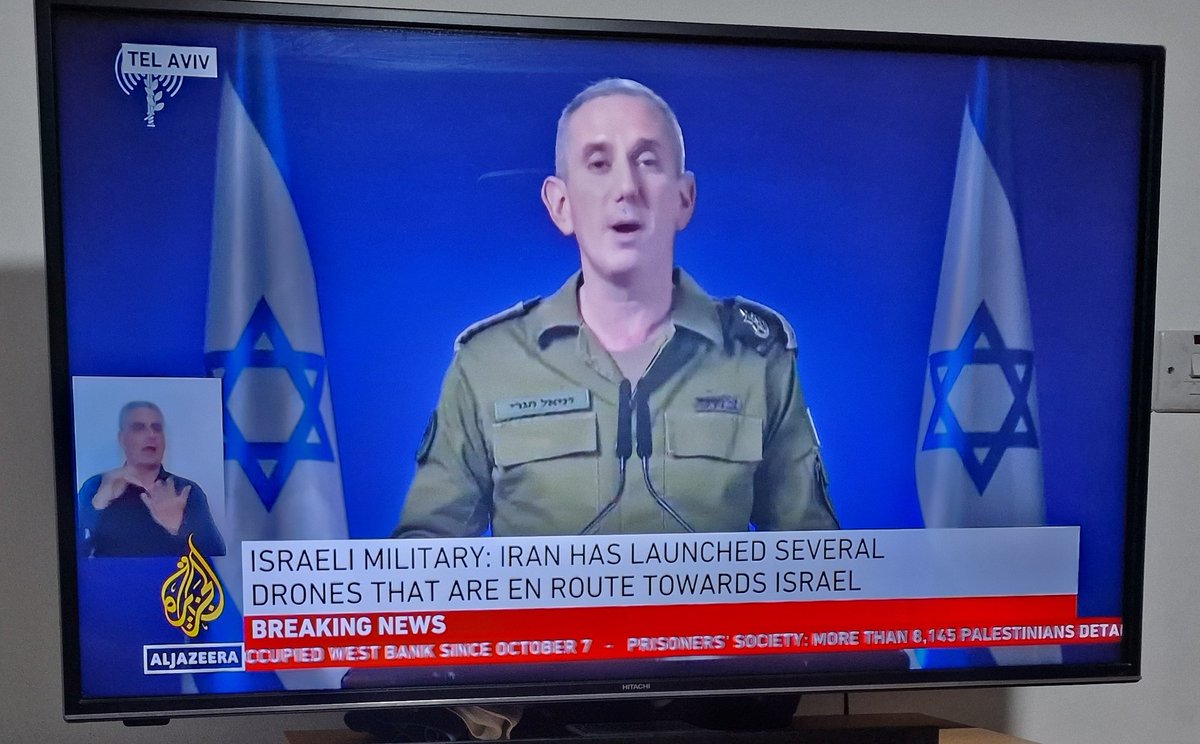 At this time, Iran is representing the billions of Muslims living in the world. Iran has shaken the western powers. May Allah make Iran victorious, (Ameen)😰😰😰
#IranAttack
#Iranians
#Iran #Iranian #TelAviv #Palestine