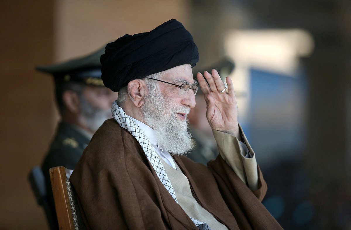 El Gobierno de Irán advierte que cualquier país que permita el uso de su espacio aéreo o territorio para llevar ataques contra suelo iraní recibirá una “contundente” respuesta.