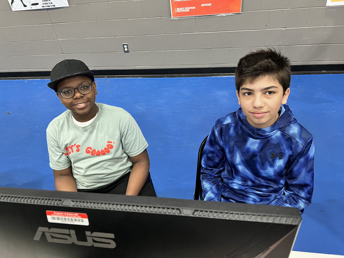 Busy Saturday for our Sharks 🦈 Our @HybridPrep E-Sports had an amazing time at competition today! Great job to our teachers @MrWeinkeDHP & Ms. Ditucci 
@PrincipalLuSal @N_Bernardino @MrJChoice1 #21stcenturylearning #gaming
