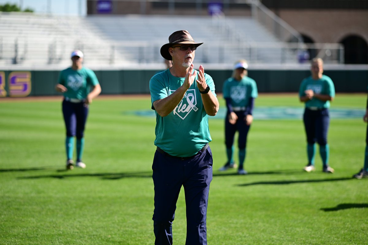 AuburnSoftball tweet picture