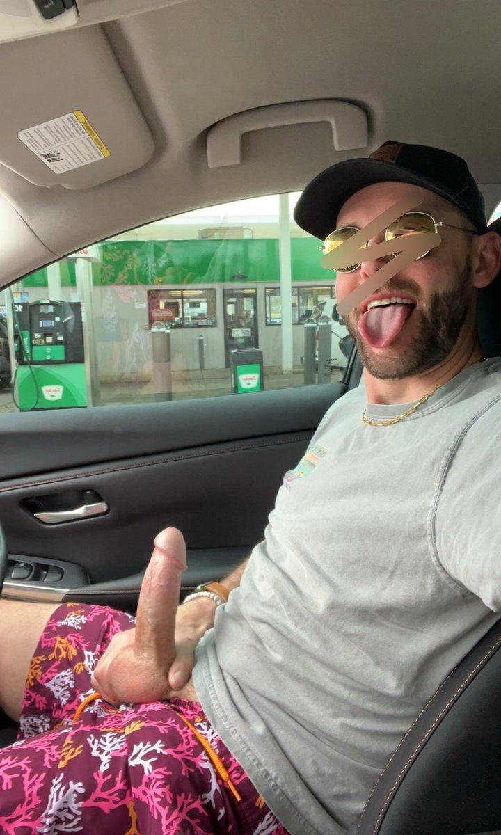 Repost if you would suck me right here at the gas station 😛