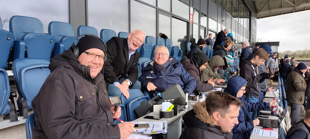 Crash bang wallop wot a picture, wot a photograph. The wonderful Derek Spence catching up with his old teammate Glenn Pennyfather whilst top man @BBCNick gets ready for his final away game 2nd half commentary (but play offs, surely not?) & @CJPhillips1982 just carries on working