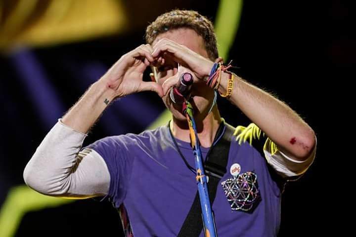 ColdplayColombi tweet picture