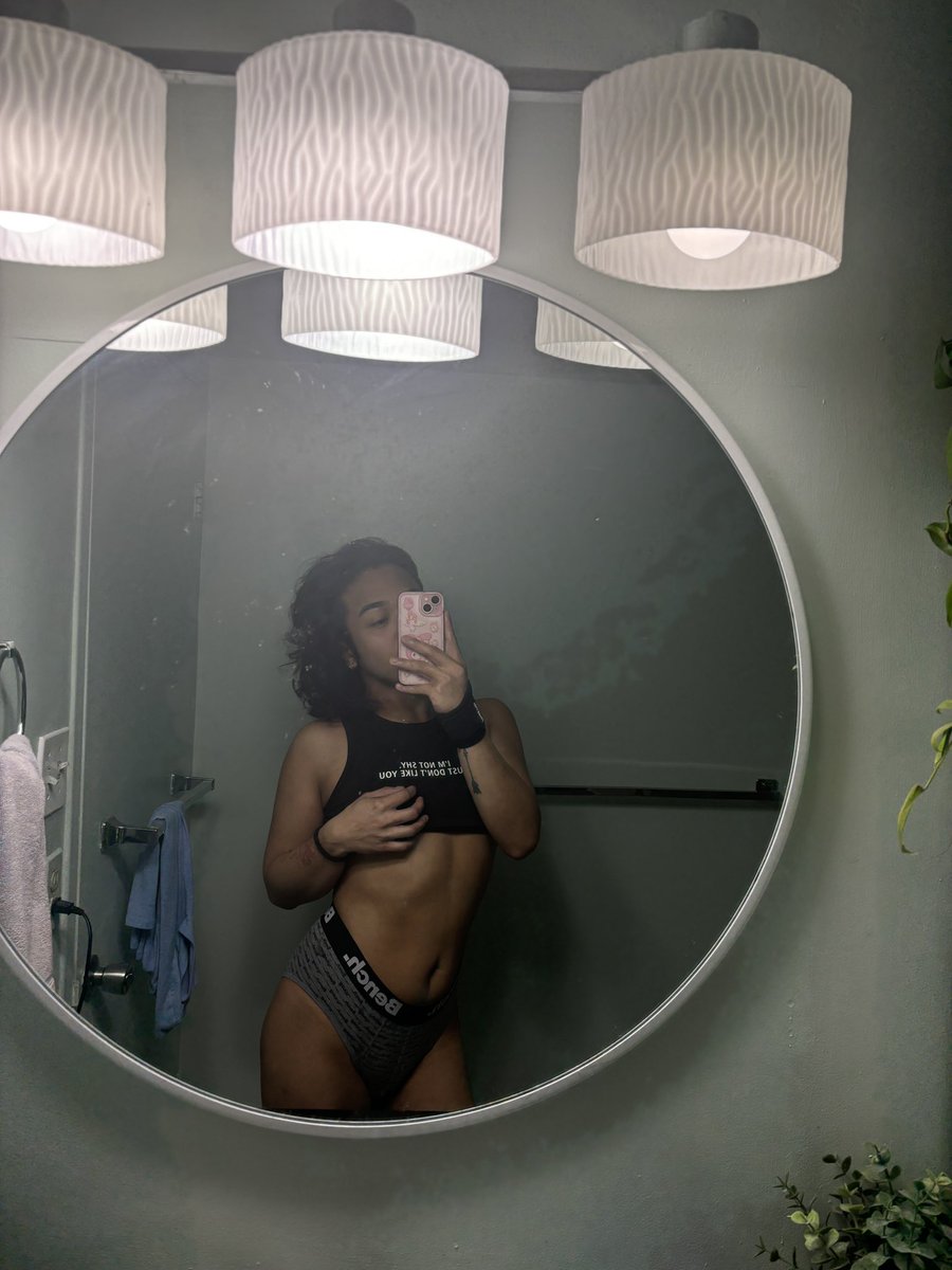 axelius777's tweet photo. Need a trainer to get this body ready for summer 😜 #gay #nsfw #gaysian #gaytoronto #gayfemme #onlyfans https://t.co/12qy2zc8VV