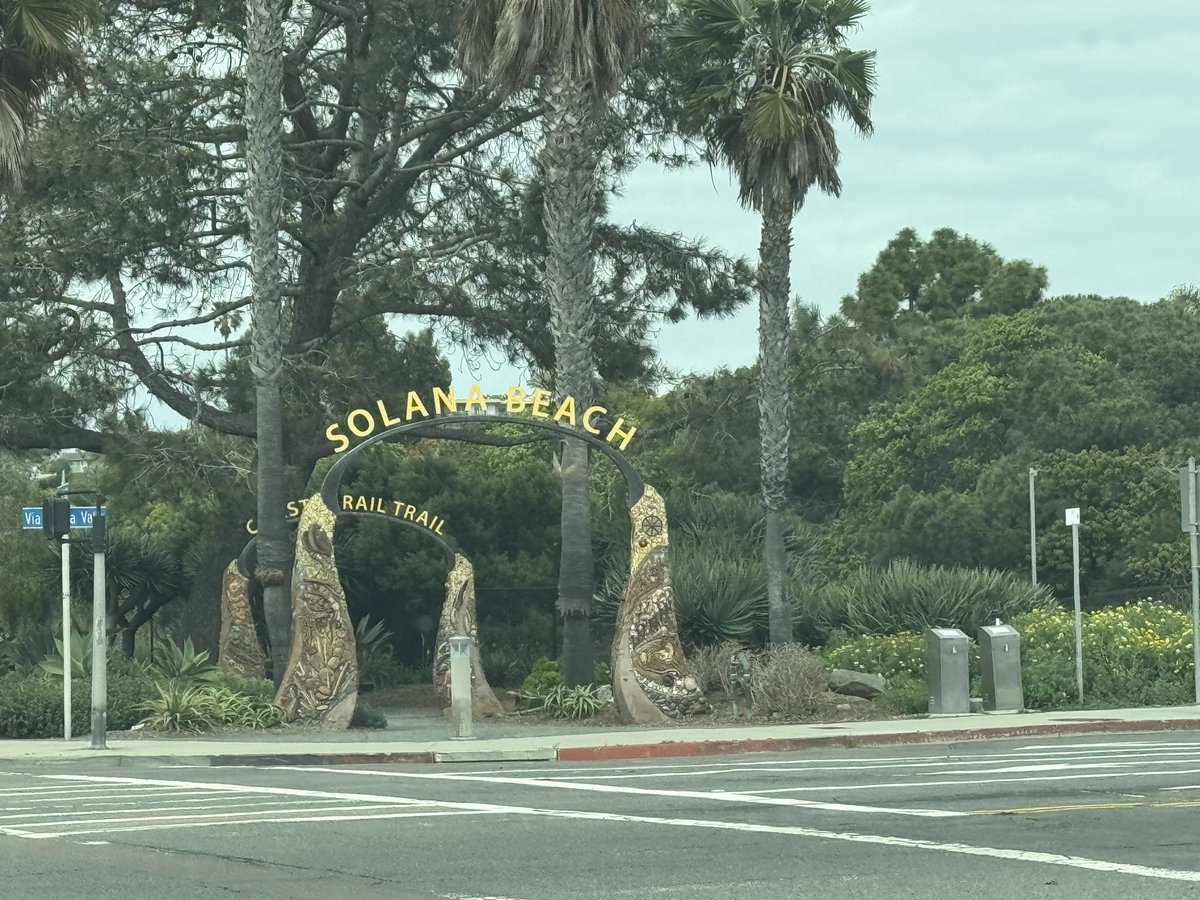 BΞNNΞTT tweet media