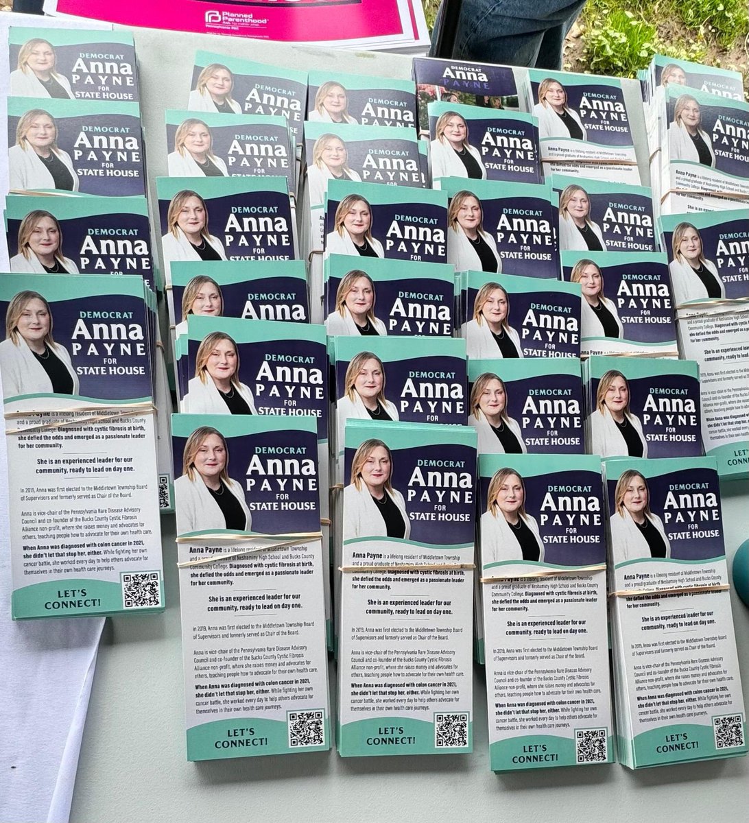 Turn PA Blue was proud to support @AnnaPayne4PA with a Day of Action in the 142nd PA House district today. With Donald Trump less than a mile away for fundraiser, our volunteers had the best protest of all, helping to replace a Republican with Democrat Anna Payne!