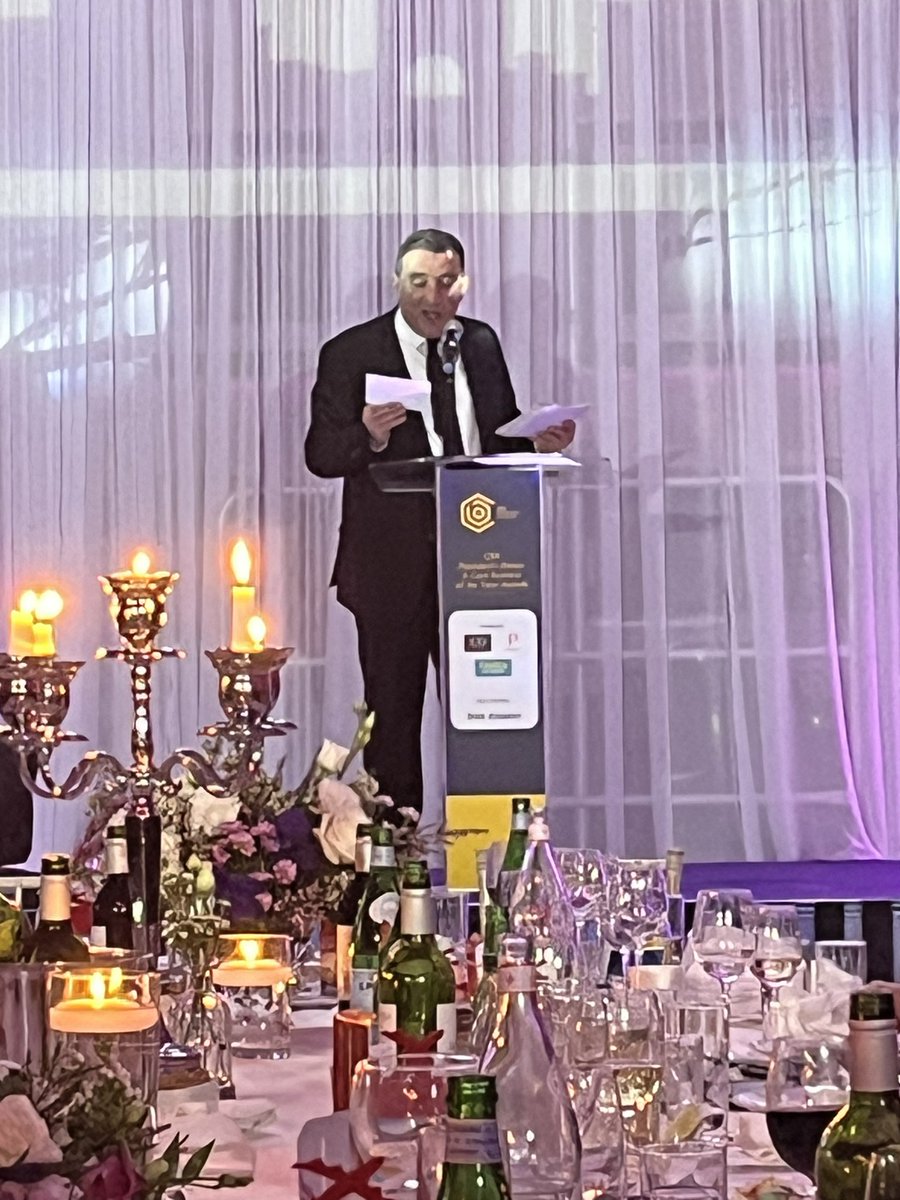 An absolute gentleman Pascal Sheedy smashing it as MC at the Cork Business Awards in Radisson Blu Little Island. Thank you for all your hard work tonight.@RTÉ news @echolivecork @CBA_cork