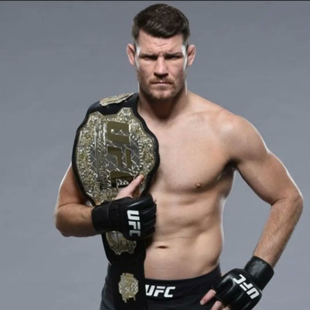 Joruma21's tweet image. 3. Michael Bisping. Otro graduado de TUF (Temporada 3) y el único &quot;hablador&quot; de mi lista. Siempre entretenido y guerrero hasta al fin, inclusive sin visión en un ojo, vayan a ver su documental en #max todo. Como célebre cuando alfin levantó el título. #bisping