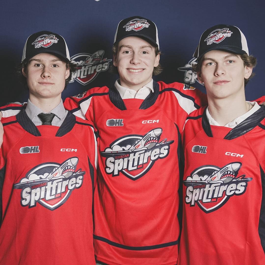 We had a few visitors at the rink today! Welcome J.C Lemieux, Carter Hicks and Andrew Robinson #windsorspitfires #ohlhockey #itsyqg #yqg