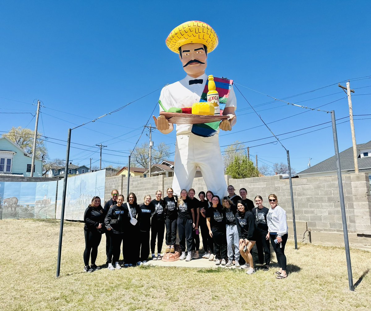 Your Tiger crushed it with a 4-0 record at the Dodge City Softball Classic, but even better, was seeing the team growth! 🥎🔥 Next up: Ark City on Tuesday 💪🏻 @ Tiger Stadium #esotr #tigernation