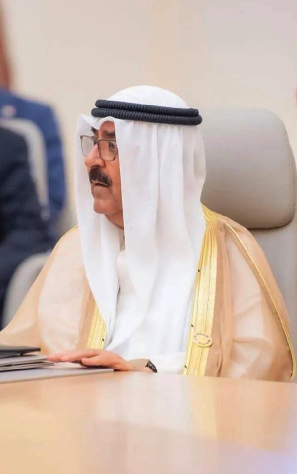MAJ_parody's tweet photo. أبنائي وبناتي .. 

ليطمئن الجميع أن أمن الكويت واستقراره هو أمانة في عنقي ، وأكد حرصنا على الكويت وضرورة التعامل مع كل ما من شأنه حفظ الأمن والاستقرار في البلاد ، والتعامل مع كافة الظروف والأحداث المحيطة في ظل التطورات المتسارعة التي تشهدها المنطقة
#الحرب_العالمية_الثالثة
#الكويت https://t.co/6txChDjBHg