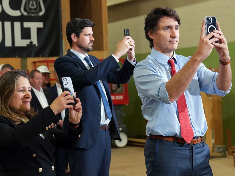 Trudeau says he doesn’t understand why NDP is 'pulling back' support for carbon tax nationalpost.com/news/politics/…