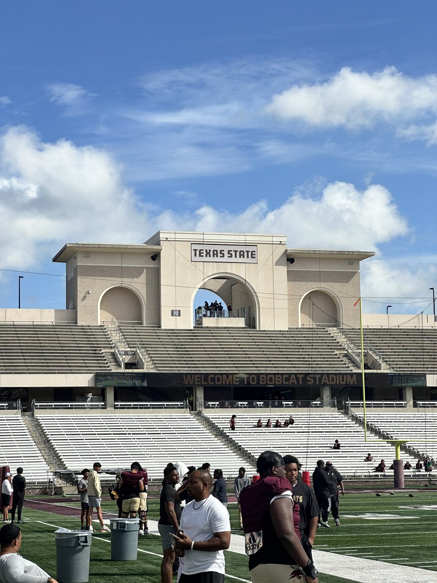Thank you @TXSTATEFOOTBALL for inviting me out to San Marcos! I had a great time meeting the coaches and seeing Texas State’s spring game! @CoachShoeOL @andrewcobus @LDKep @5qpLinepride @coachrdodge @SLC_Recruiting