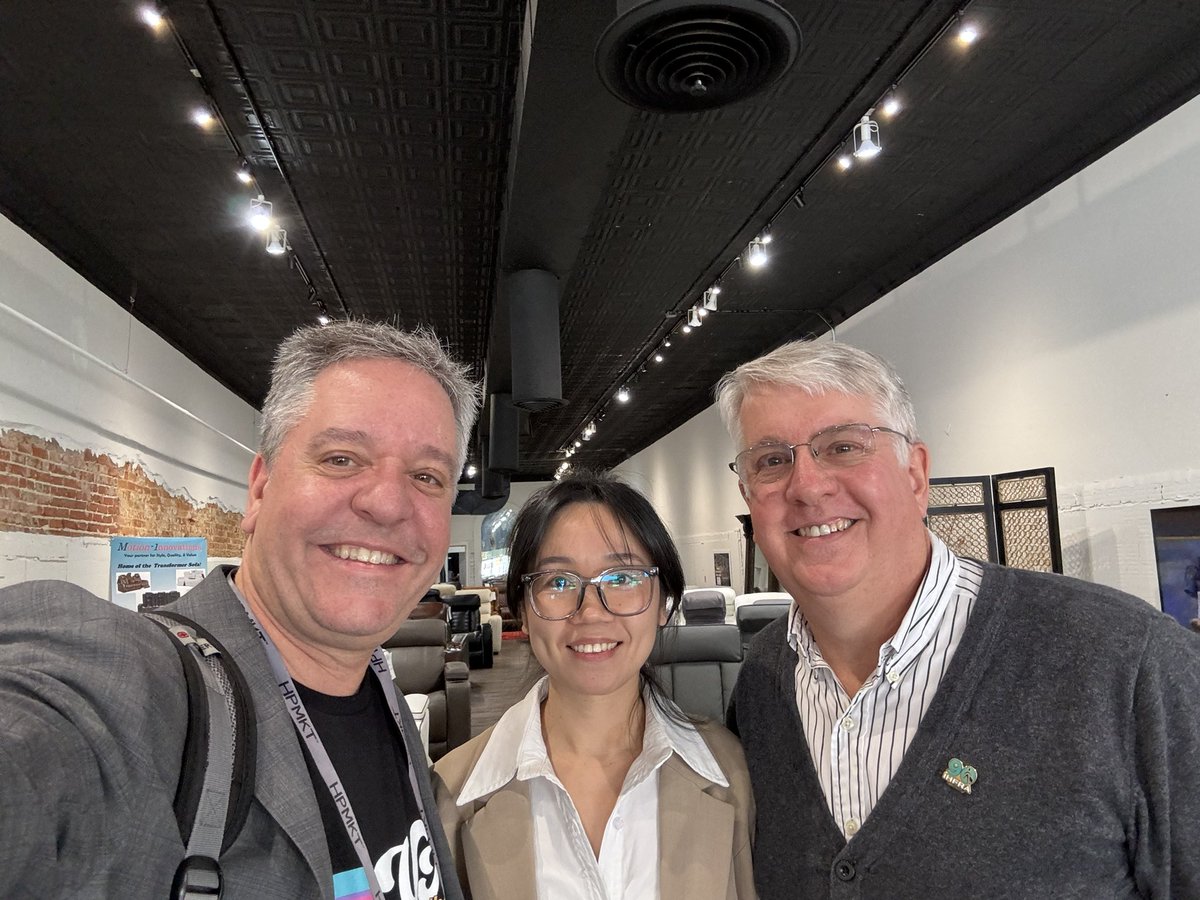ToddGirdis's tweet image. Been a great week building with my team and new customers! The future looks bright no matter the circumstances. Great job to our team.
#vrdsummit #hpxd #furnituredesign #hpmkt