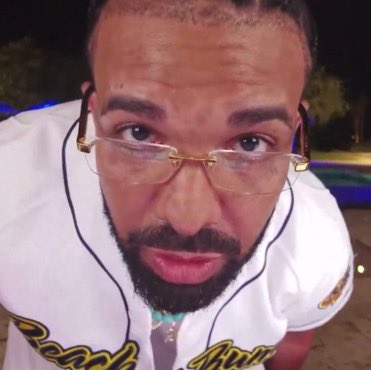 Papi_Edem's tweet image. He called him a *midget*  now that’s disrespectful 🤣🤣