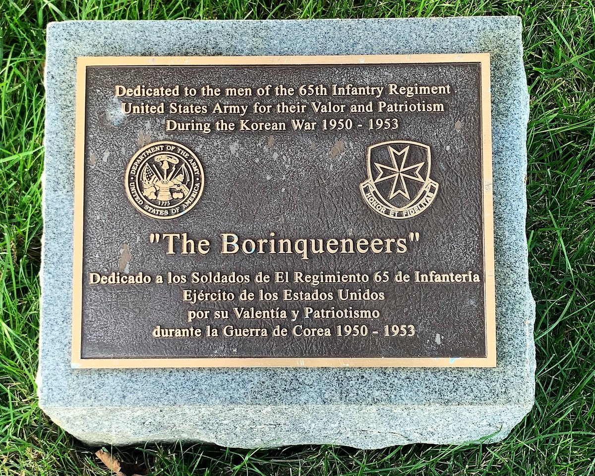 Learn about the “Borinqueneers,” the @USArmy 65th Infantry Regiment, comprised mostly of Puerto Rican soldiers. The unit fought in both world wars, Korea and Vietnam and earned a Congressional Gold Medal in 2016. ⬇️ education.arlingtoncemetery.mil/Themes/Cold-War. 📸 National Archives