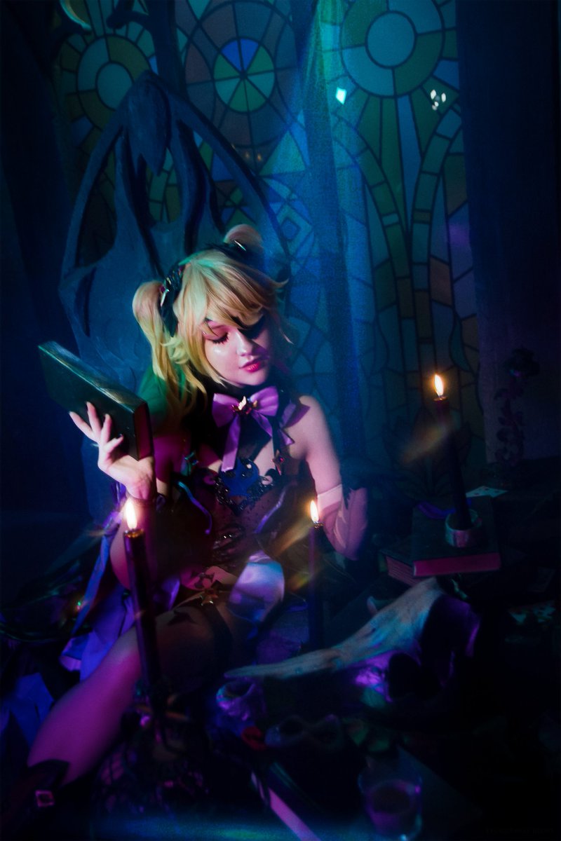 я принесла ещё ахуевше красивых фоток
#GenshinImpact #fischl