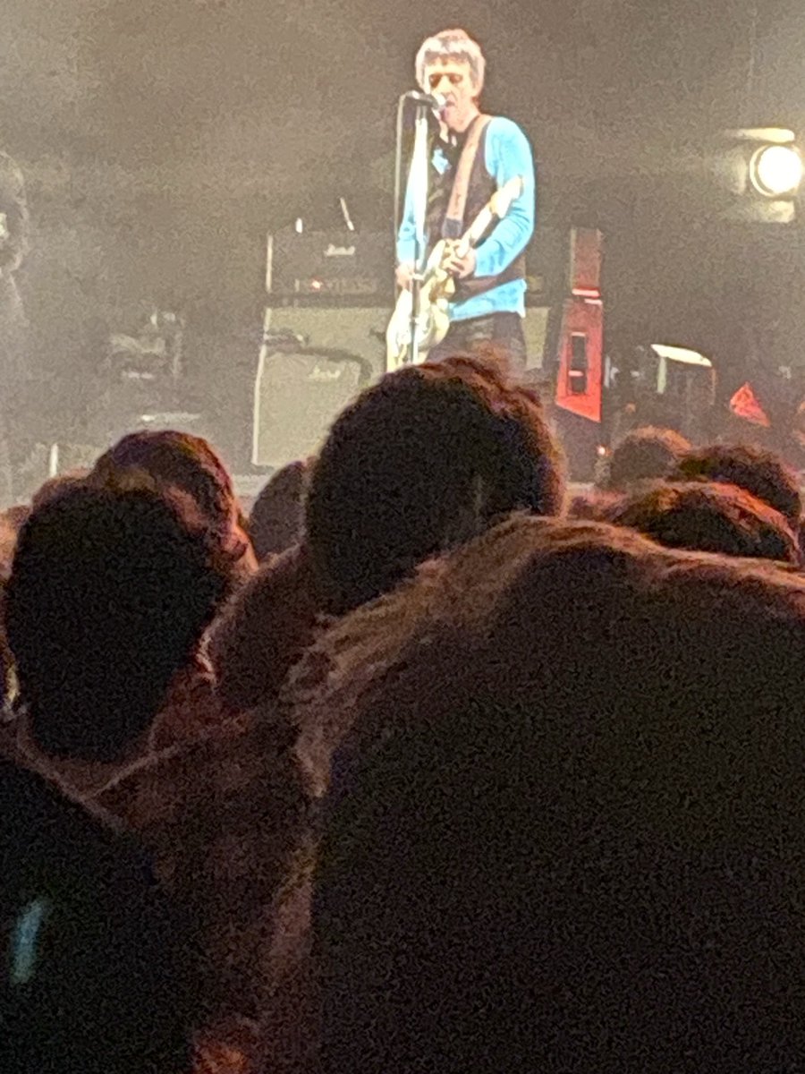 My God, ⁦@Johnny_Marr⁩ - the sounds he can bring from a guitar. So wonderful. He absolutely owns the Smiths legacy and honours it beautifully.