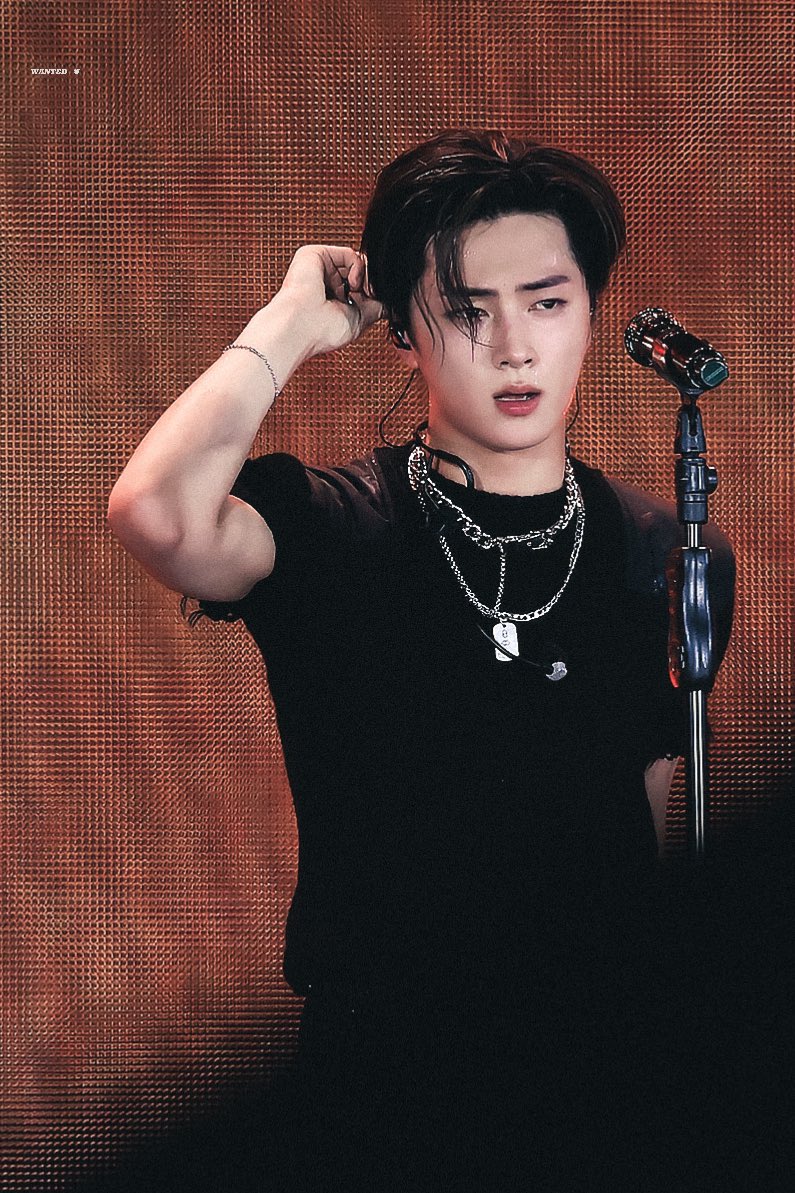 Jay of ENHYPEN at GOLDEN WAVE in Taiwan.