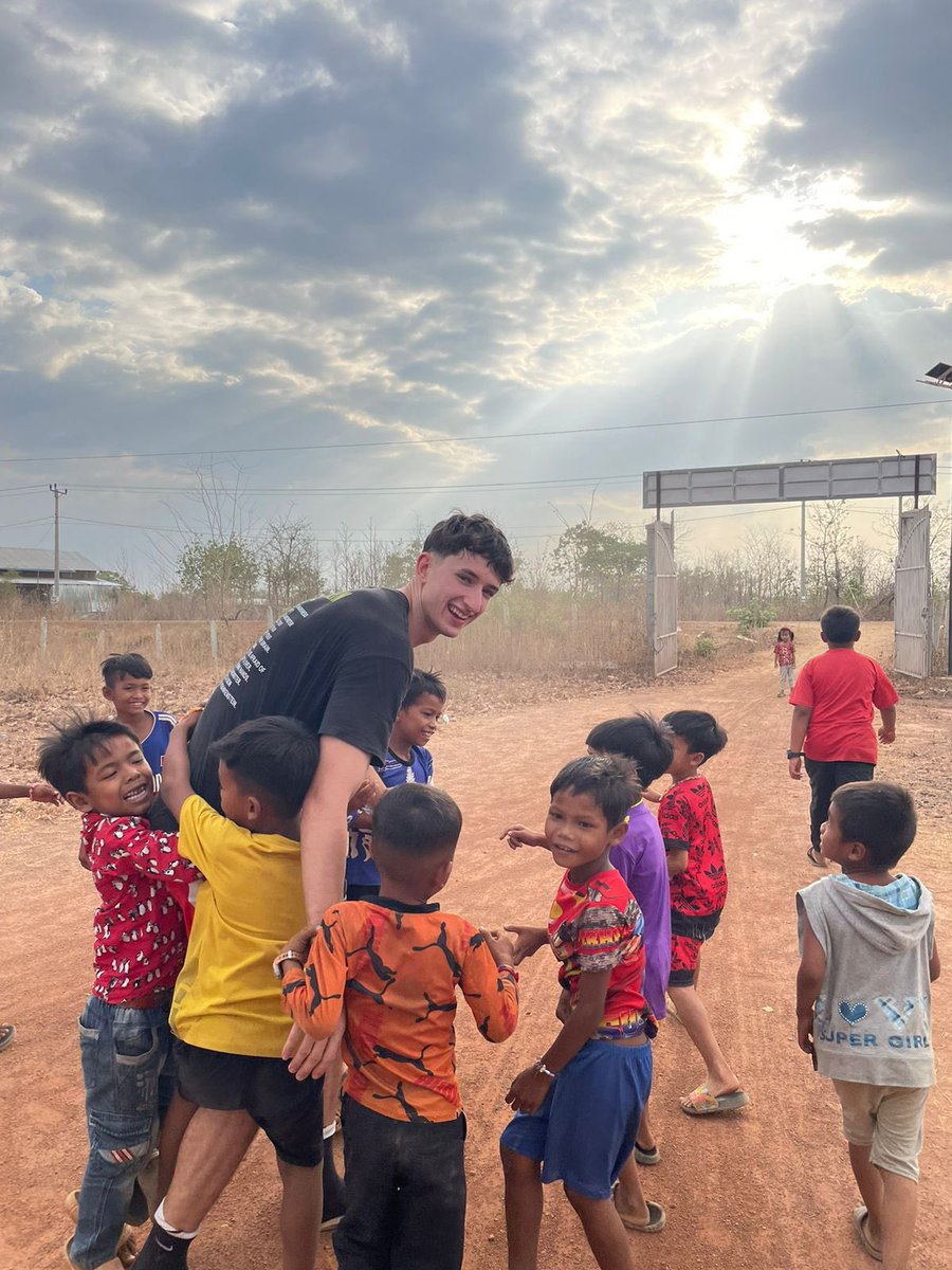 UWCGB's tweet photo. We would like to share what an extra-curricular project week can look like at a UWC college. One of our students sent us photos from her project week with the M.A.D. (Make A Difference) at @lipochunuwchk community service club which supported rural education experts in Cambodia. https://t.co/iDtsLzgOcn