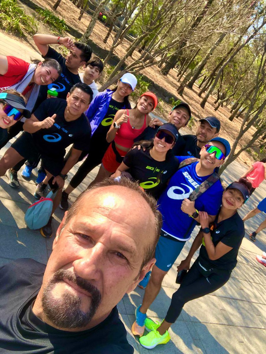 publivora's tweet photo. Esas vueltas estuvieron buenas hasta  con ganas de vomitar la última jajaja
Pues ya salió y nos vemos en SPEED! 
@ASICSmexico @yoelegicorrer1 @EntreRunners @ManicomioRunner @templorunner #10kmmasrapidosdemexico @movehermind #asicstrials https://t.co/9sYLo2hO3B