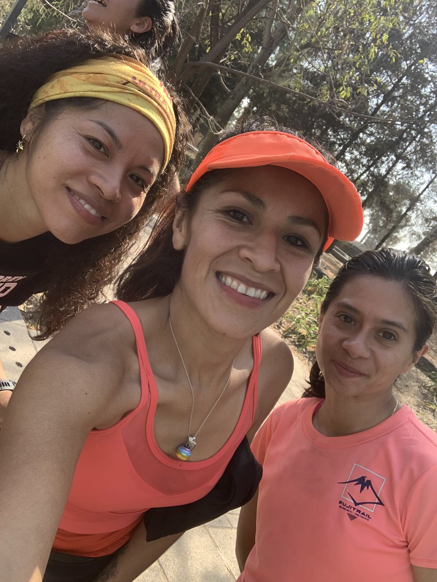 publivora's tweet photo. Esas vueltas estuvieron buenas hasta  con ganas de vomitar la última jajaja
Pues ya salió y nos vemos en SPEED! 
@ASICSmexico @yoelegicorrer1 @EntreRunners @ManicomioRunner @templorunner #10kmmasrapidosdemexico @movehermind #asicstrials https://t.co/9sYLo2hO3B