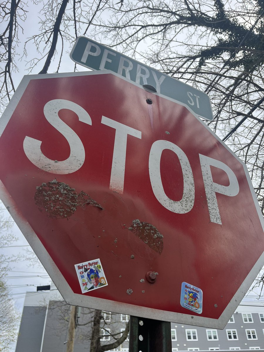 Went for a walk today and saw this on the stop sign 🛑! Wtf is #HarryPotterObamaSonic10Inu 
#TheStickerIsBitcoin
#HPOS10I