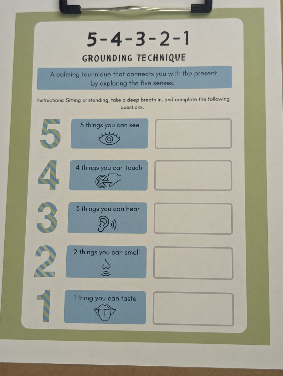 CounselorTanyaO's tweet image. Students are exploring their 5 senses &amp;amp; learning how to use the 5-4-3-2-1 grounding technique as a coping skill. 
👅👂🏾👀👃🏾🤚🏾

#SchoolCounselor #CopingSkills #CalmingStrategies