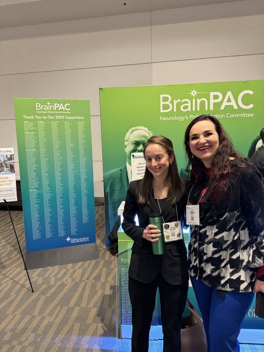 Making my #AANAM BrainPAC donation at the booth and checking out some of the prizes! #AANadvocacy #NeuroTwitter @NinaRiggins @JCGneuro @HKoch13_