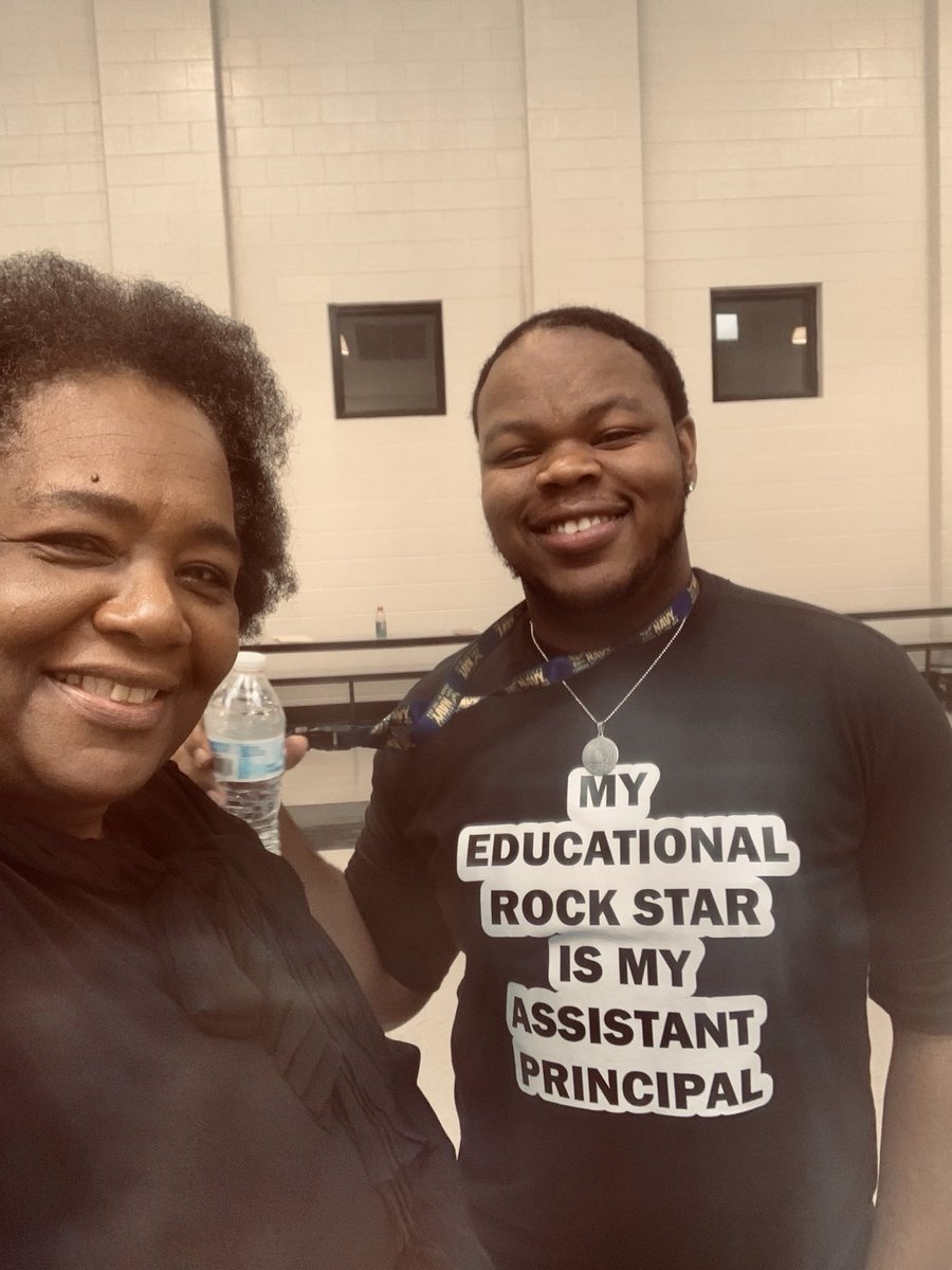 Lori Jackson  Taylor tweet media