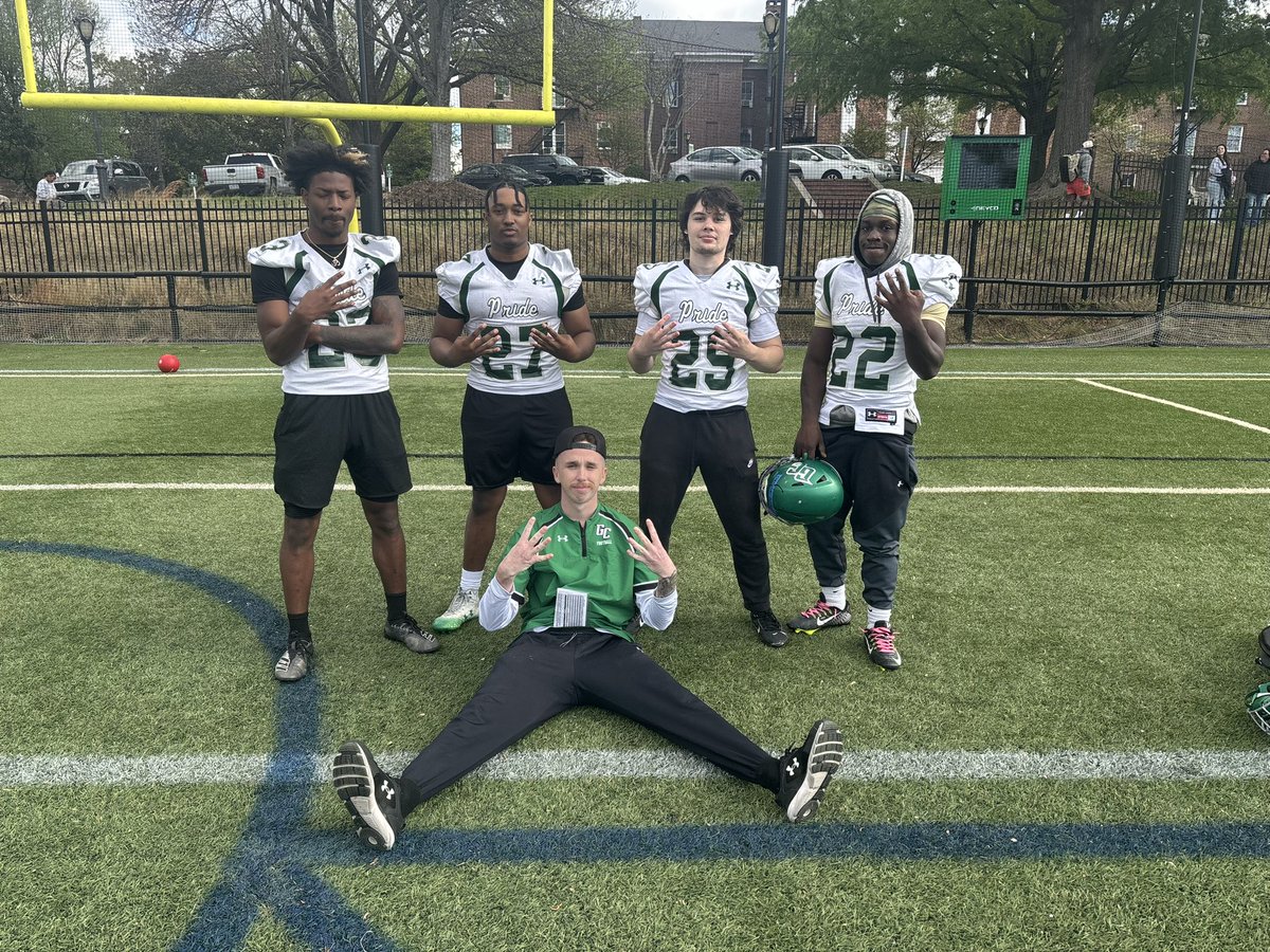 CoachZacEllison's tweet photo. Spring ball szn year 4 a wrap‼️proud of this group &amp; the positive strides we’ve made since day 1….. 147 days till game day is back in the boro‼️‼️🫡

#ABG #RoadRunners #6God https://t.co/srpcbTe5GK