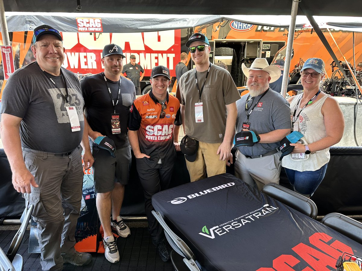 Our #PhillipsFamily members are always VIPs. Today, @TheJustinAshley welcomed our friends from Meadow Gold Dairy Las Vegas, who will witness 11,000 hp x 4 as Justin competes in the #Vegas4WideNats @NHRA @MissionFoodsUS #2Fast2Tasty challenge! 🙌