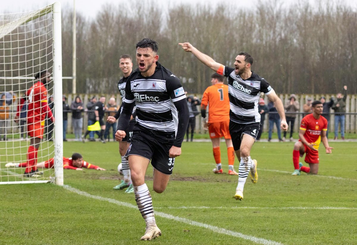 mattycornish19's tweet photo. Can’t believe we’ve done it. What a 3 months it’s been. Loved every minute of it. Enjoy your weekend ⚫️⚪️ @Official_Darlo https://t.co/8vR1KBJvPW