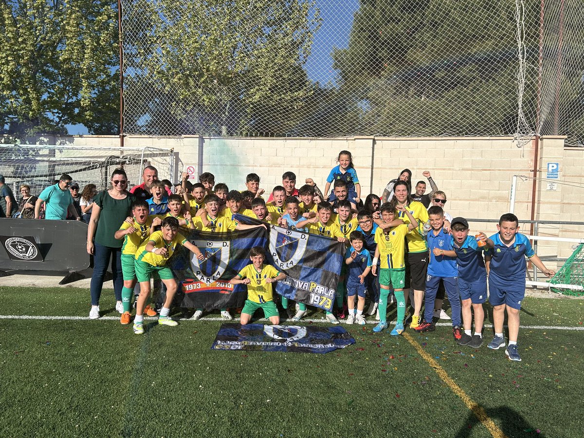 ADParlaCantera's tweet photo. Liga - Jornada 2️⃣2️⃣
🏆Infantil D
@cdugenaoficial C 0️⃣-1️⃣2️⃣ #ADParla D
⚽️⚽️Rafa
⚽️⚽️Esquivias
⚽️⚽️De La Rosa
⚽️Naoufal
⚽️Aitor
⚽️Puerta
⚽️Rojo
⚽️Molero
⚽️Vidales
¡A PRIMERA!
#CanteraADP https://t.co/Wzd7isNTb3
