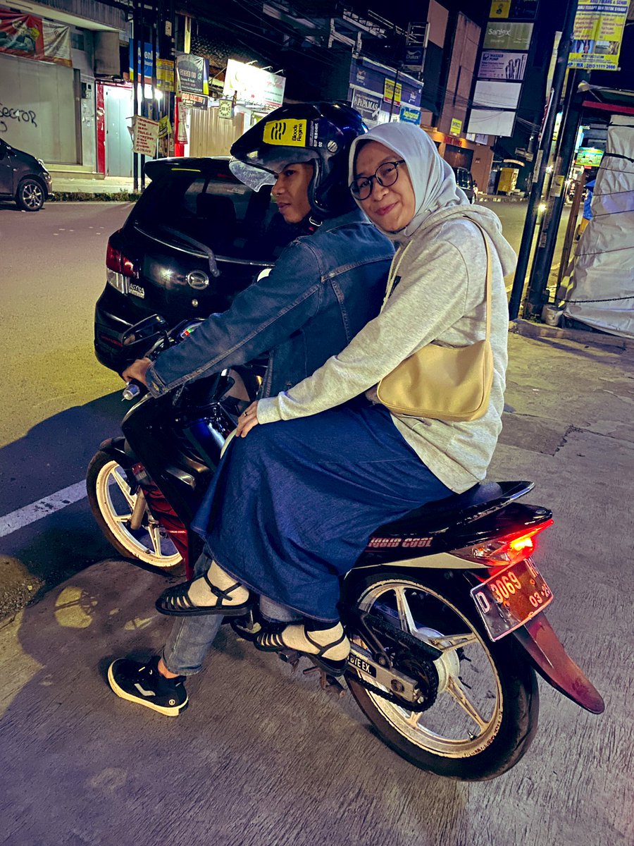 SonyAdriadi's tweet photo. Mudik bawa ayaaang @zouwhra  🩷 https://t.co/N3w0LuOQx3