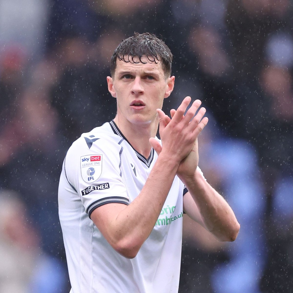 OfficialBWFC's tweet photo. 25,738 inside the Toughsheet this afternoon and you were magnificent 👏

#bwfc https://t.co/WZYV5xBD0J