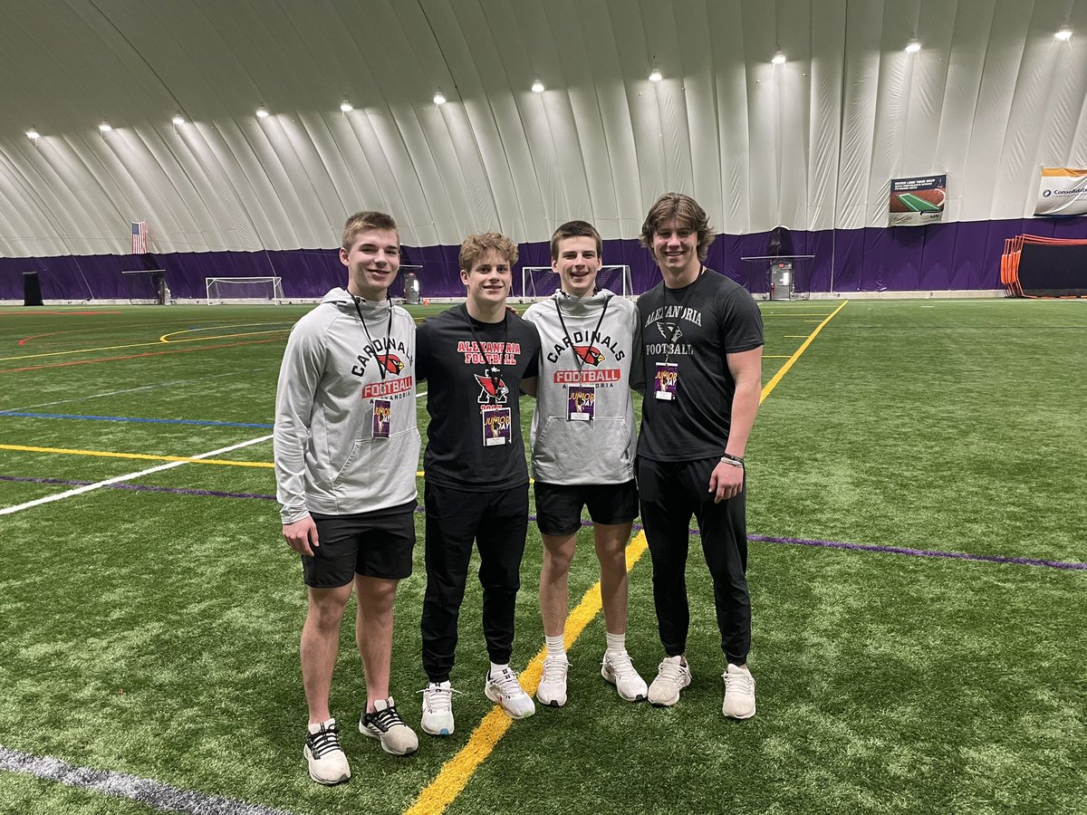 Thank you <a href="/MinnStFootball/">Minnesota State Football</a> for the Junior Day! I had a great time touring the campus and facilities. <a href="/CoachSchlichte/">Ryan Schlichte</a>