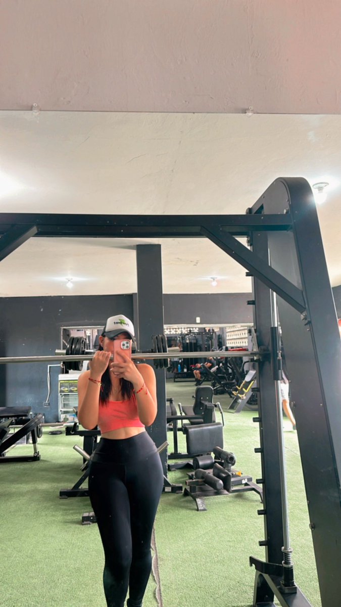 cintiacarbo's tweet photo. 💪🏻💕 https://t.co/nS9iEDGpVf