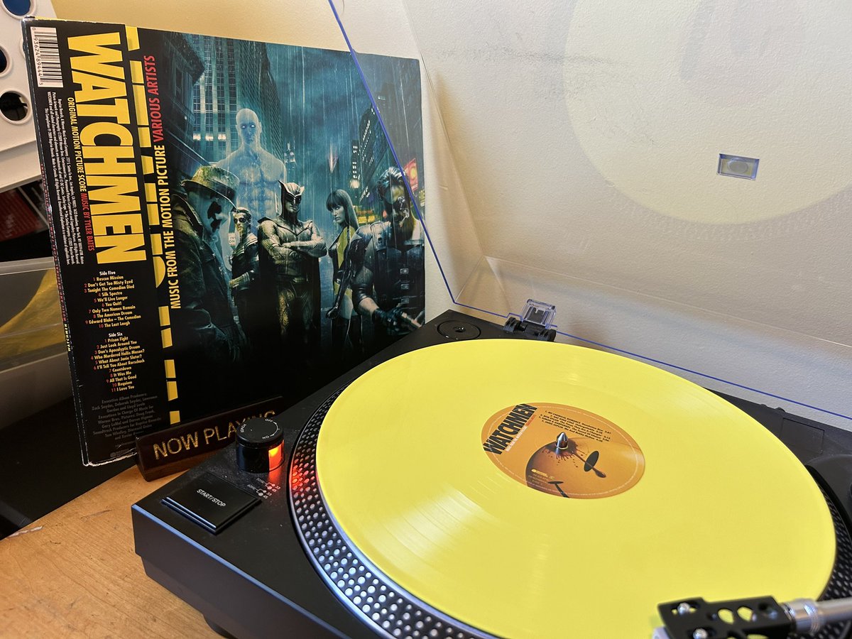 Is #SoundtrackSaturday a thing? Spinning a @recordstoreday title of #Watchmen soundtrack and feelin’ the good vibes! 😎