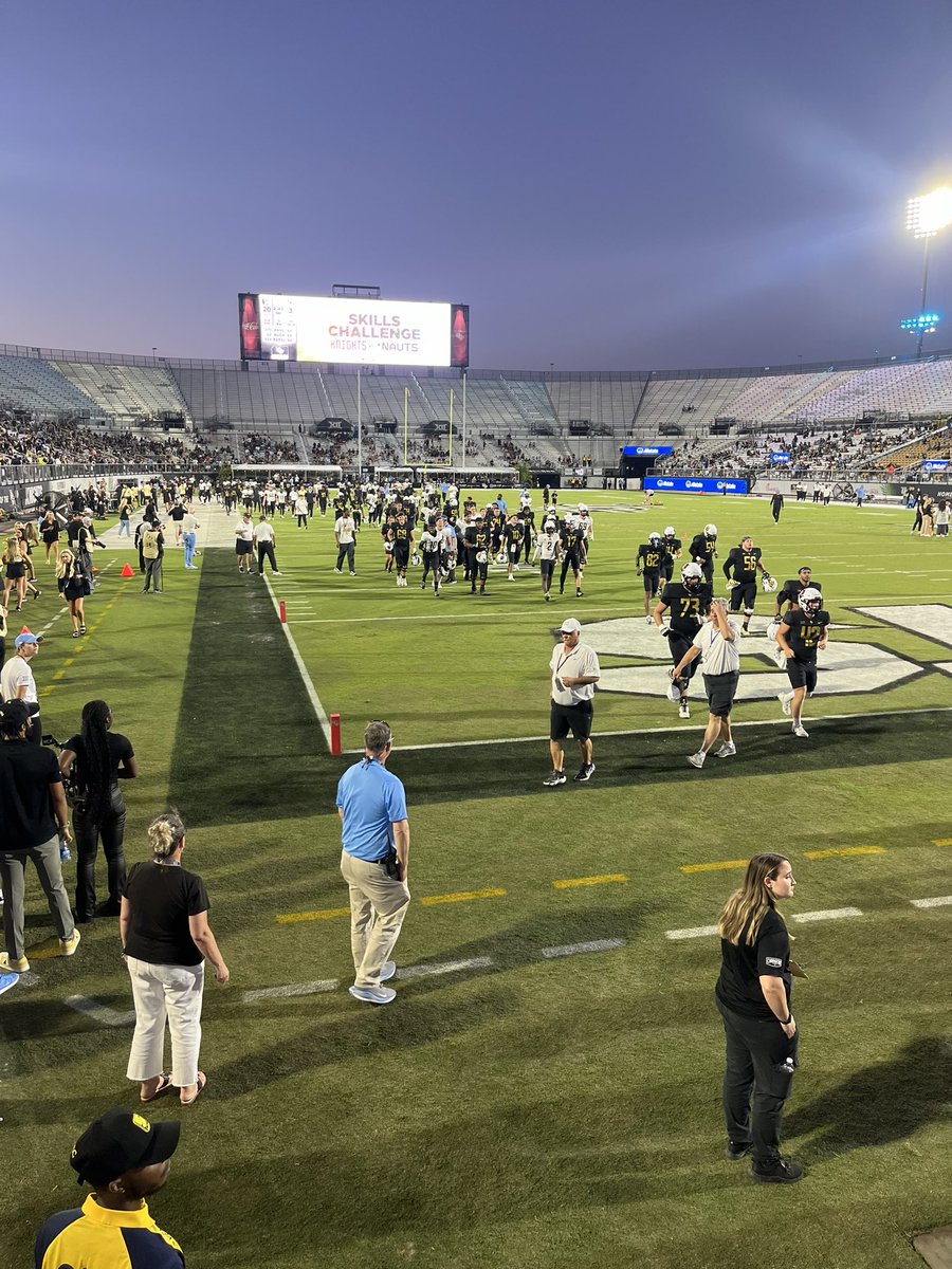 I Had a great time at the UCF knights vs nauts spring game. Great atmosphere and learned a lot from that game! @UCF_Football @UCF_Recruiting @giddings_cory @CoachT_HarrisJR @CoachGusMalzahn @Coach_Martin95 @TeamKamMartin @DanPirtle13 @TrovonReed #UCFFootball #GoKnights