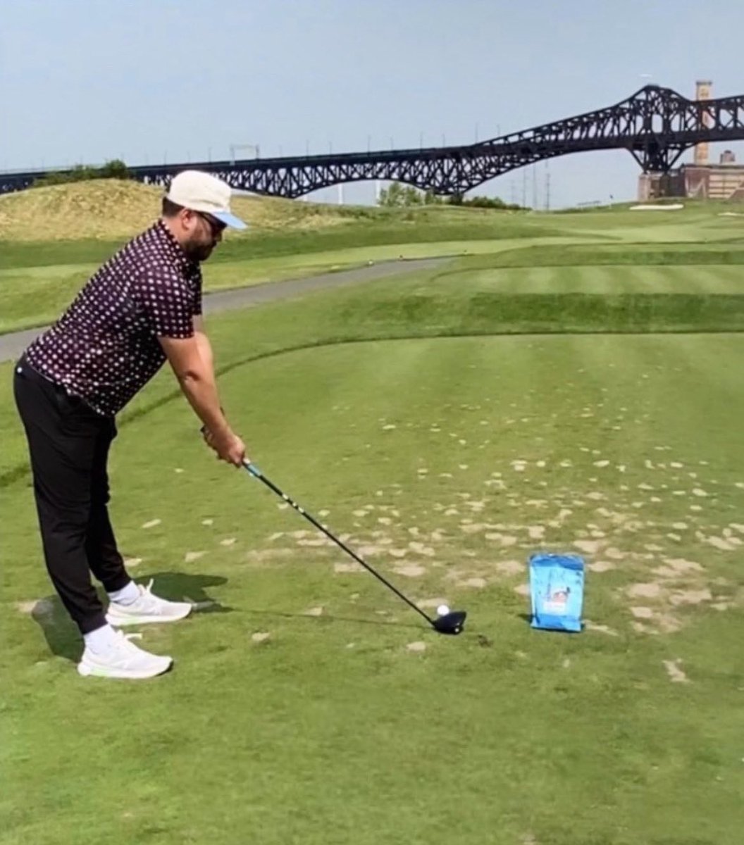VivaLaStool's tweet photo. In honor of The Masters, here’s a @BarstoolBigCat golf thread: https://t.co/2MFgE9hKiH