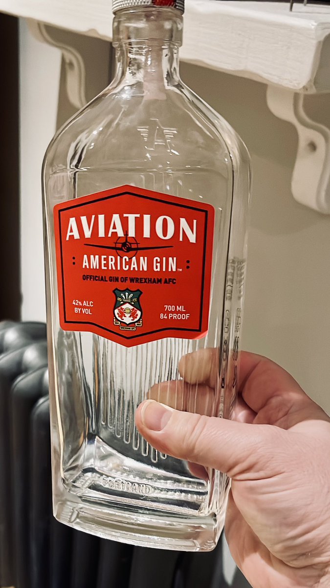 I’ve been saving this last measure of this Wrexham @AviationGin for a special occasion! @VancityReynolds @Wrexham_AFC