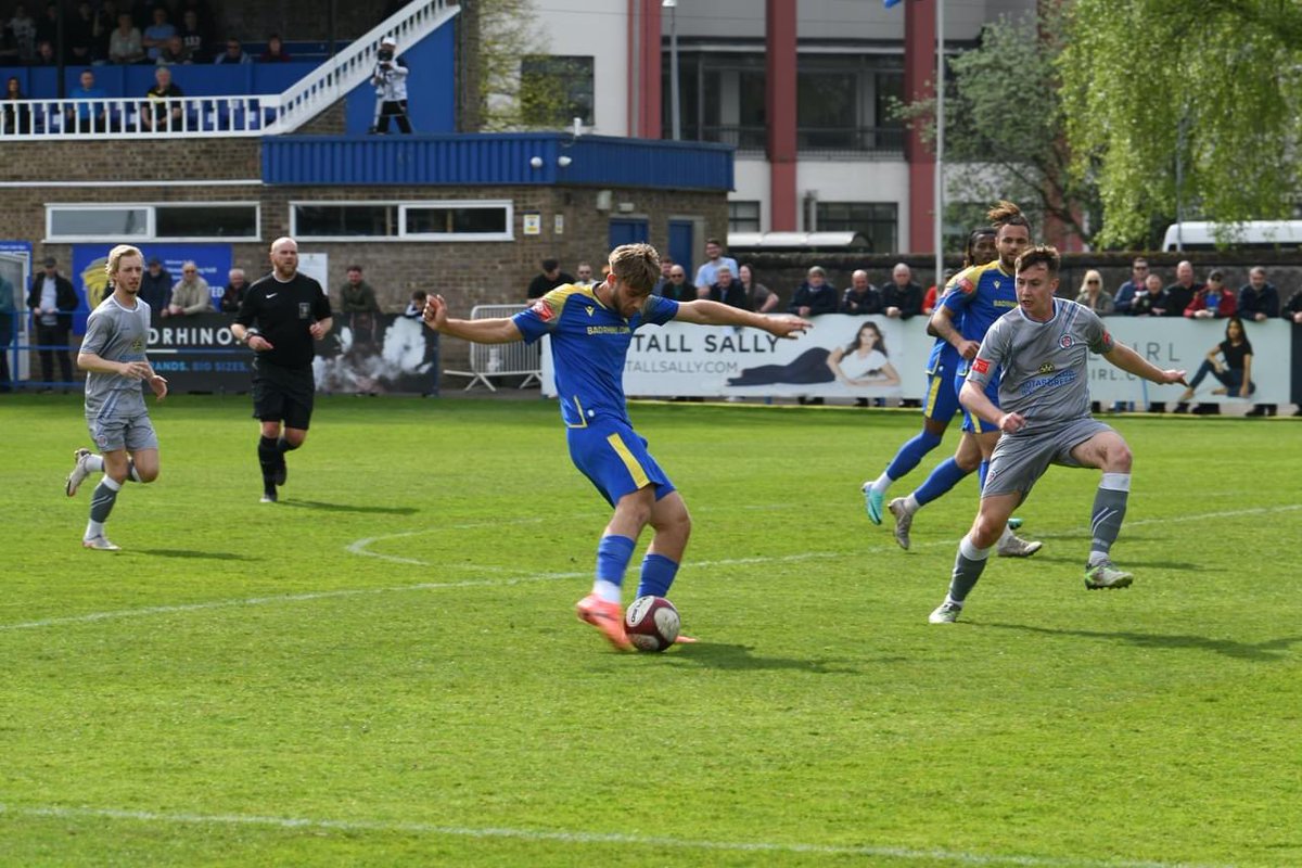 @SpaldingUnited 3 photos from today’s match