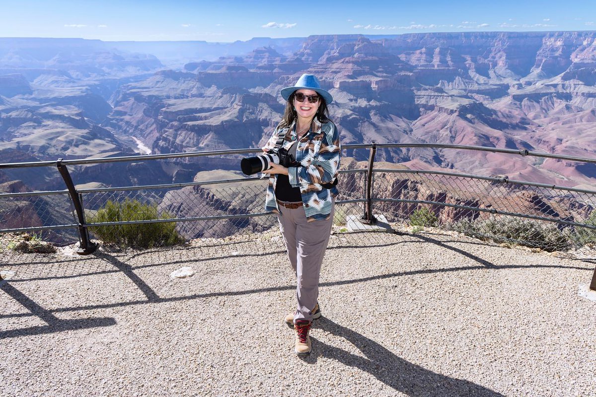 💚 Do you love taking photos? Are you visiting Grand Canyon soon? 📸 Don't forget to tag us and send us your Grand Canyon Story behind the shot for a chance to be featured on our website and social platforms! 👉 bit.ly/3SpnajF 📸 @denisevasquezofficial