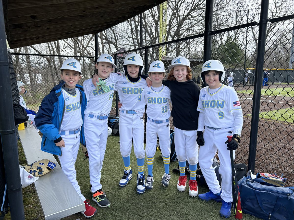 Select Baseball tweet media