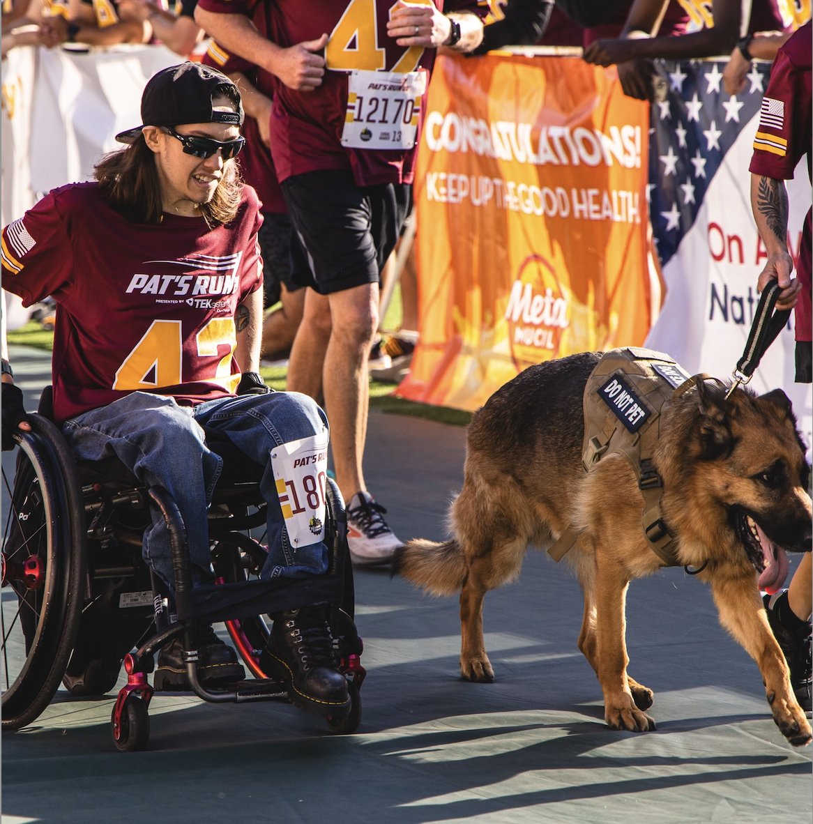 pattillmanfnd's tweet photo. To our participants and supporters of the 20th Annual Pat's Run, THANK YOU. Finishers, you're all heroes! We are resharing your triumphs, be sure to tag us so we can show off your medals, sweat, and smiles. 🏃 #Pats Run #PatsRun24 #PatsRun20Years https://t.co/kGbfSVQlI1