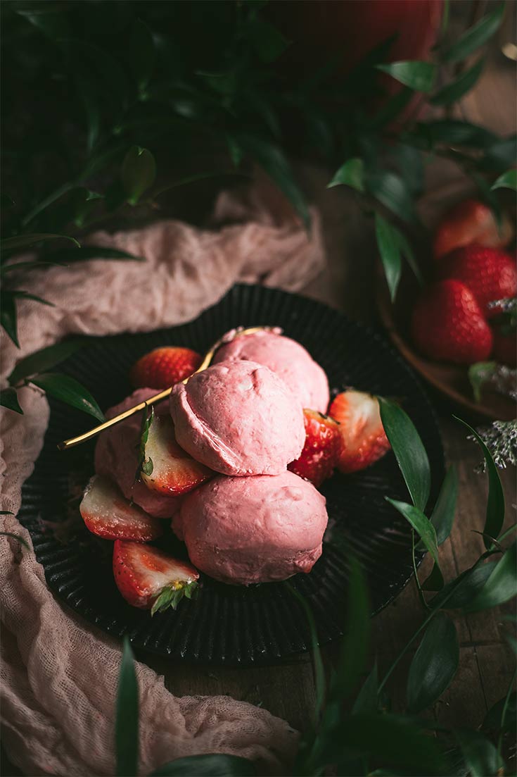 5 Nice Cream Recipes You Have To Try This Summer @graciouspantry thegraciouspantry.com/5-nice-cream-r… #IceCream #Vegetarian #SugarFreeRecipes #Vegan #PaleoRecipes #Dessert